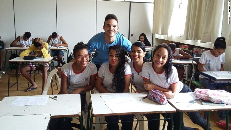 Nguoi nhan giai 'Giao vien Toan cau 2017' tri gia trieu USD la ai? hinh anh 6