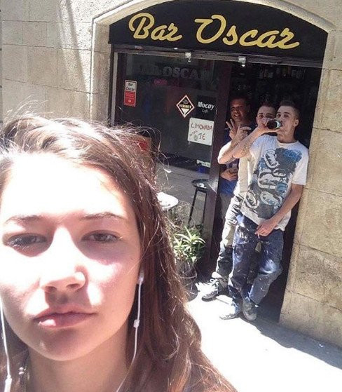 Cach xu ly thong minh cua nu sinh bi quay roi 'gay bao' mang hinh anh 2