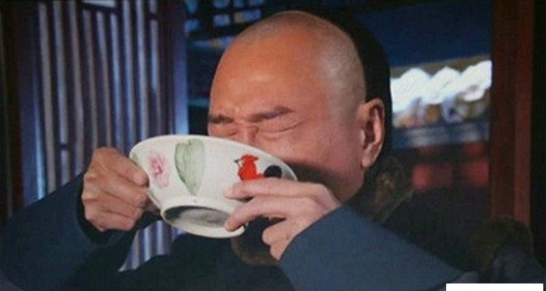 Phim Trung Quoc: Bat loi hai huoc vi gian doi va ngheo nan hinh anh 12