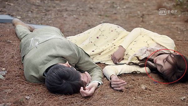 Phim Trung Quoc: Bat loi hai huoc vi gian doi va ngheo nan hinh anh 2