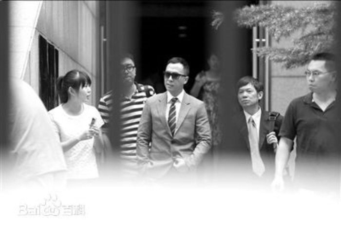 18d8bc3eb13533fa7ade10bea9d3fd1f41345b32 5