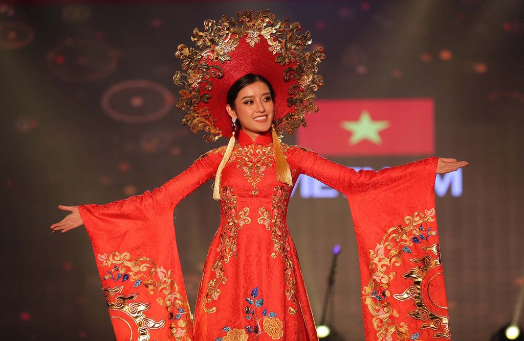 Vi sao la 'chu nha' nhung Huyen My truot top 5? hinh anh 10