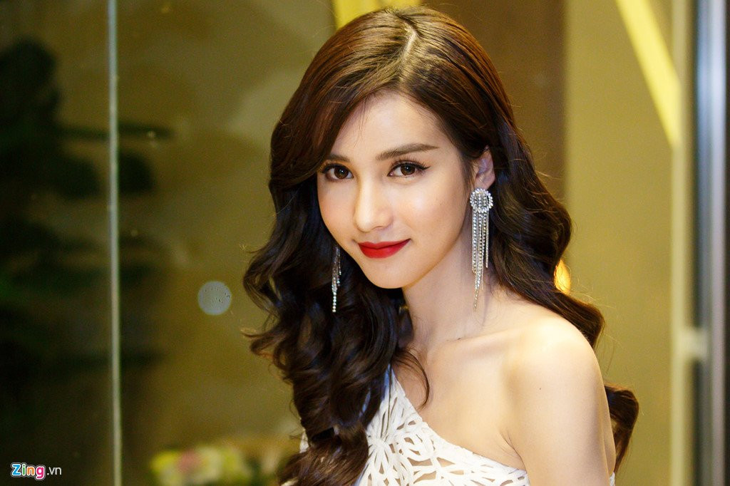 Thien than chuyen gioi Thai Lan: 'Mong co nguoi dan ong chap nhan toi' hinh anh 4