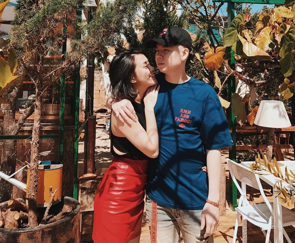 Duong tinh cua cac vlogger dinh dam nhat Viet Nam gio the nao? hinh anh 10