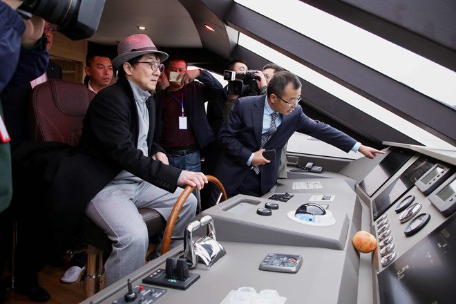 Ly do Thanh Long quyet sam du thuyen hang sang hinh anh 1