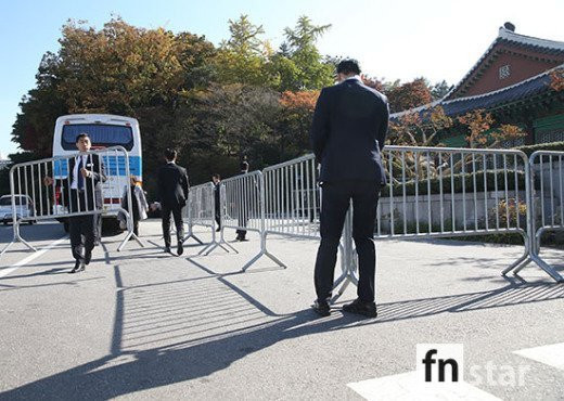 Le cuoi Song Hye Kyo - Song Joong Ki: Dung rao chan can tac nghiep hinh anh 6