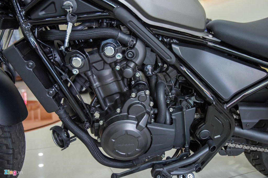 Honda Rebel 500 dau tien ve Viet Nam, gia hon 200 trieu dong hinh anh 9