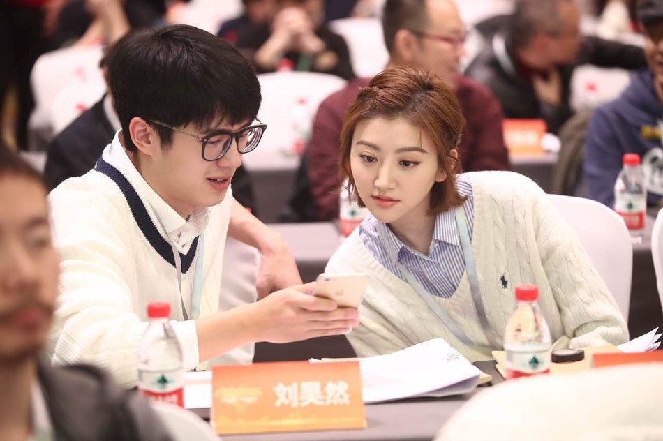 3 cap sao duoc chu y nhat showbiz Trung Quoc tranh nhau o su kien lon hinh anh 14