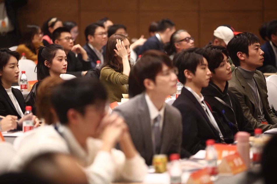 3 cap sao duoc chu y nhat showbiz Trung Quoc tranh nhau o su kien lon hinh anh 10