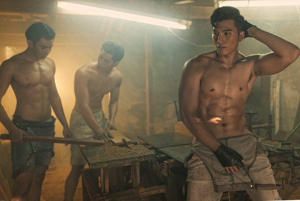 Workers IMG_1641 copy 3