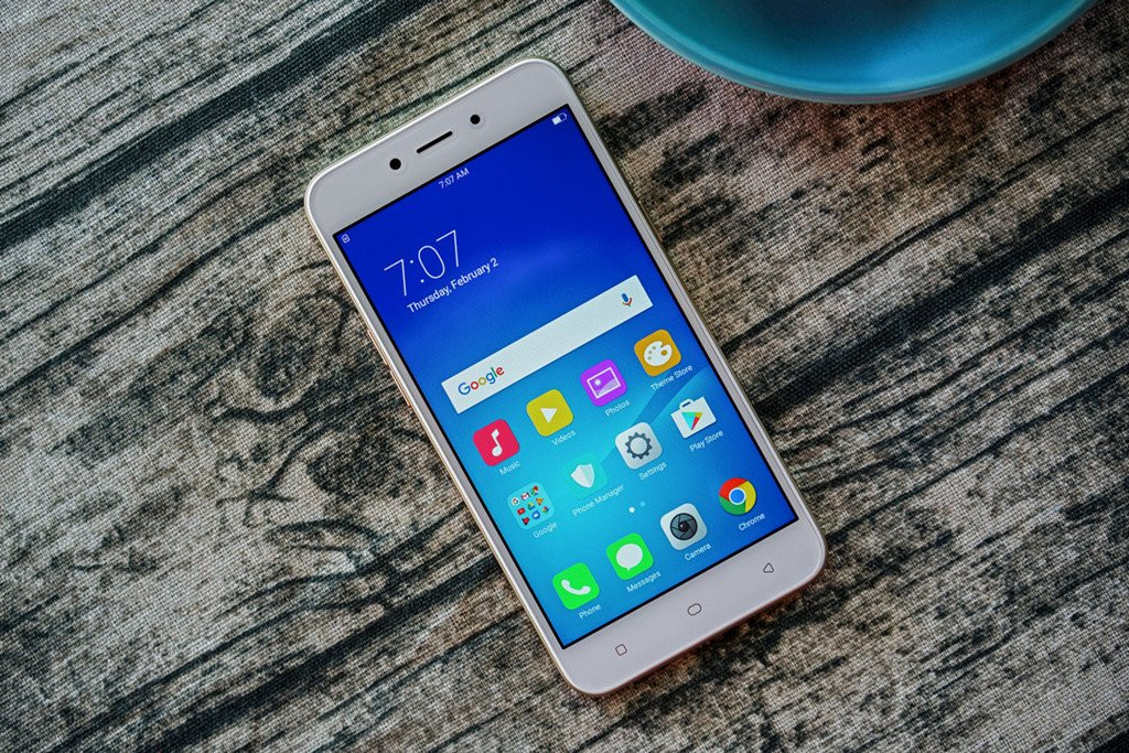 10 dien thoai gia re mua cuoi nam hinh anh 8