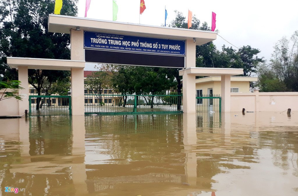 Mua lu gay co lap hang nghin ho dan Binh Dinh hinh anh 7