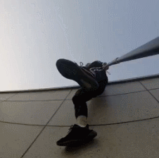 Truoc khi chet, dien vien Trung Quoc tung thach thuc do cao 1.000 m hinh anh 3