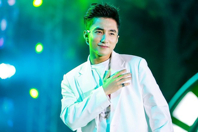 'Nguoi phan xu', 'Lac troi' duoc tim kiem nhieu nhat 2017 hinh anh 2