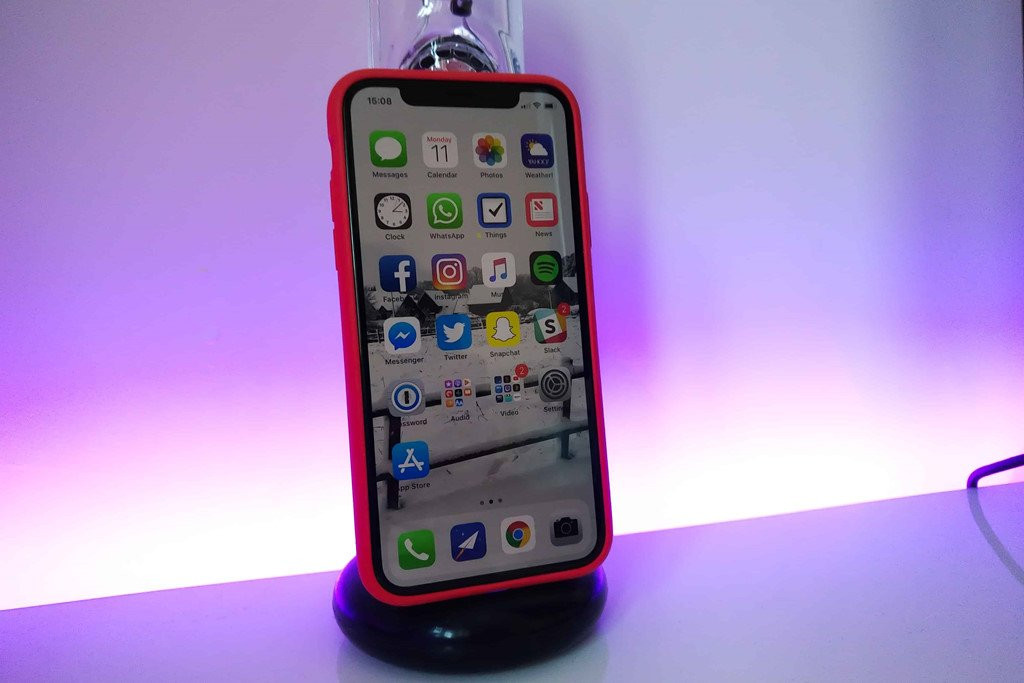 10 diem dang ghet tren iPhone X hinh anh 2