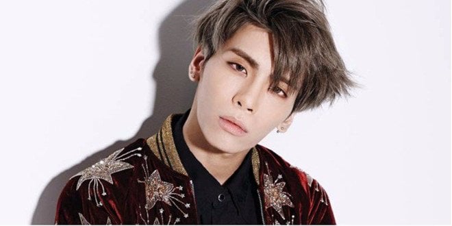 Ca si Jong Hyun (SHINee) dot ngot qua doi, nghi tu sat hinh anh 2