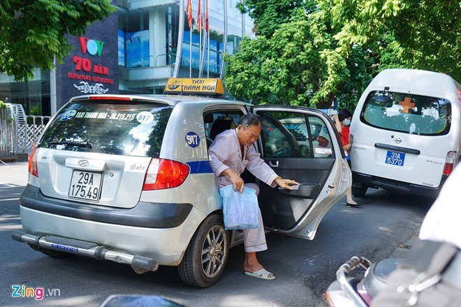 Den luot Hiep hoi Taxi TP.HCM kien nghi coi Uber, Grab la taxi hinh anh 2