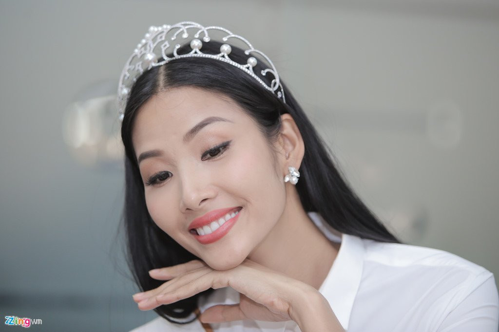 Can canh nhan sac cuon hut cua Hoa hau H'Hen Nie hinh anh 11