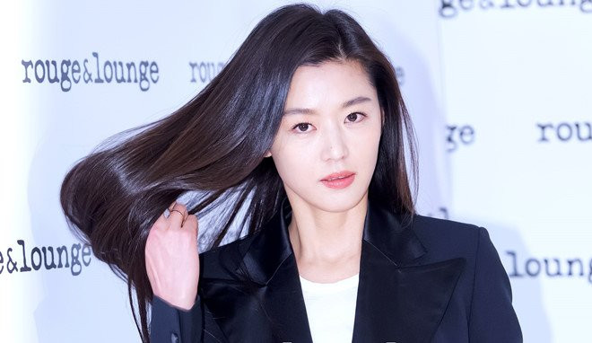 'Nu hoang quang cao' Jun Ji Hyun ha sinh con trai thu hai hinh anh 1