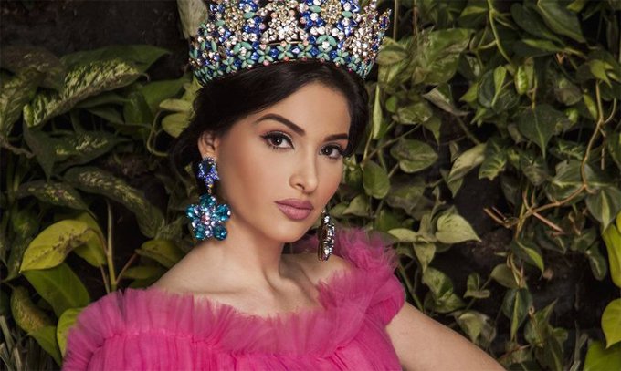 Vị trí số 6 thuộc về mỹ nhân Venezuela, Diana Croce. Cô là Á hậu 2 của cuộc thi Miss International 2017.