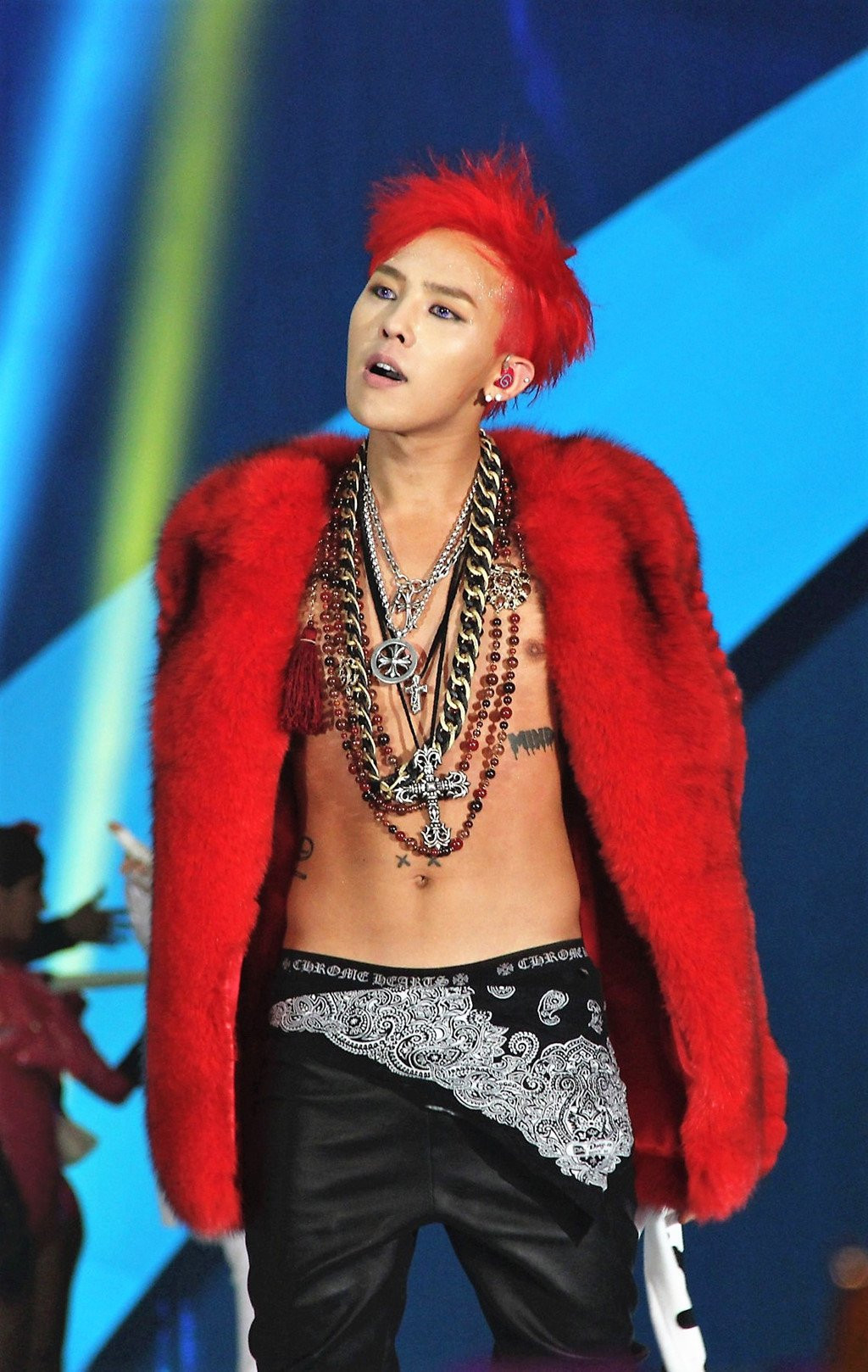 G-Dragon: 30 tuoi, 22 nam su nghiep va ngoi vua vinh vien cua Kpop hinh anh 10