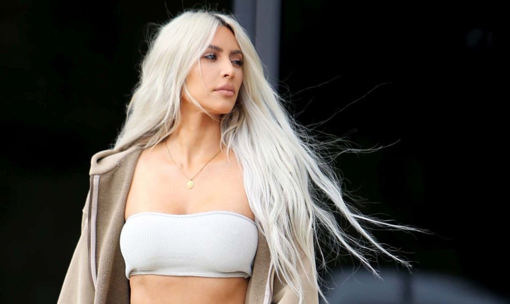 Khoe than trong showbiz My: Kim Kardashian tung bi goi la 'gai diem' hinh anh 1