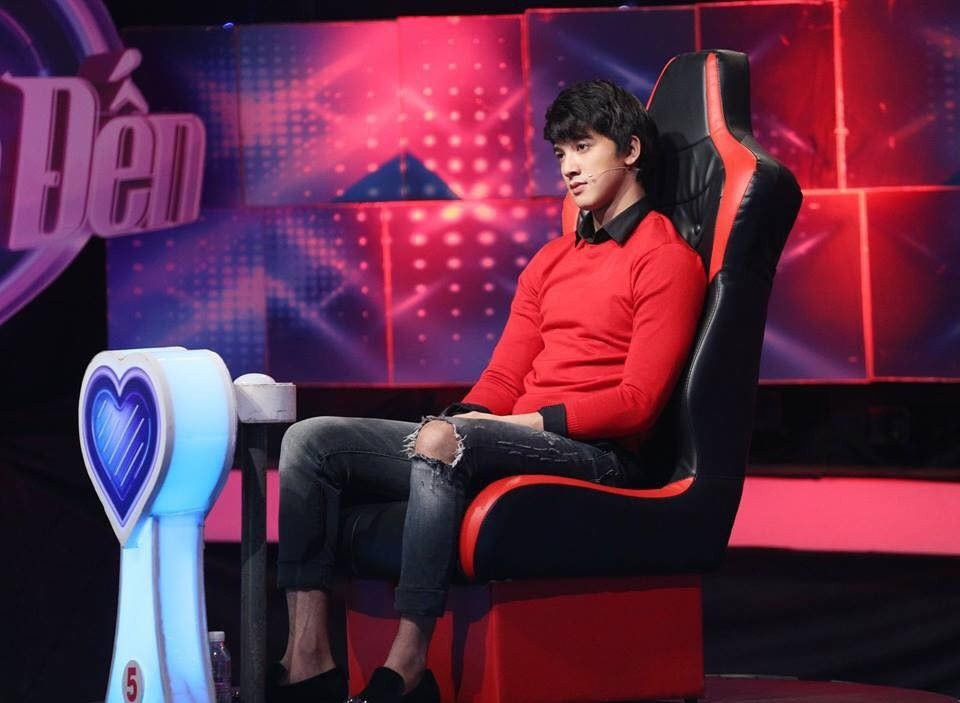 Hot boy 'Thang nam ruc ro': Chi co the noi chuyen voi Jun Vu hinh anh 7