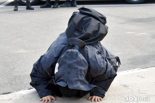 Taeyang (Big Bang) quy goi chia tay fan, len duong nhap ngu hinh anh 1