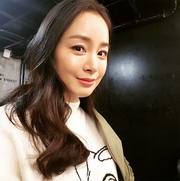 Tae Hee trở lại công việc với tâm trạng phơi phới.