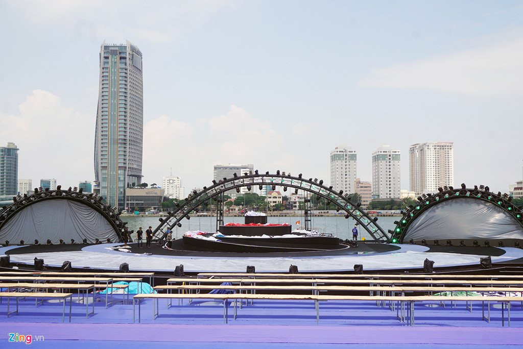 Tran dia phao hoa, khan dai khong lo o Da Nang truoc ngay khai hoa hinh anh 8