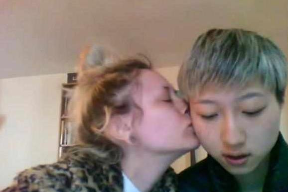 Thanh Long tap tenh xuat hien sau clip con gai cau cuu o Canada hinh anh 3