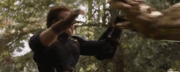 Vi sao nhieu fan Marvel khong ‘da’ voi cai ket ‘Cuoc chien Vo cuc’? hinh anh 4