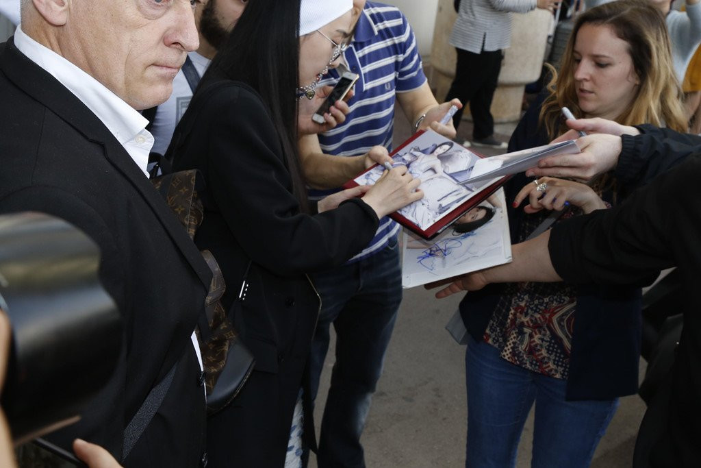 Pham Bang Bang nguong ngung vi su co khi den Phap du LHP Cannes hinh anh 6