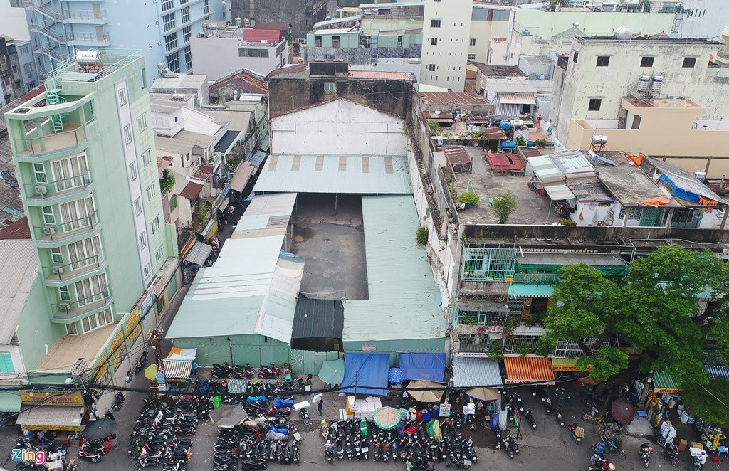 Quan nao o TP.HCM cung co dat cong bo hoang, xe thit cho thue gia beo hinh anh 12