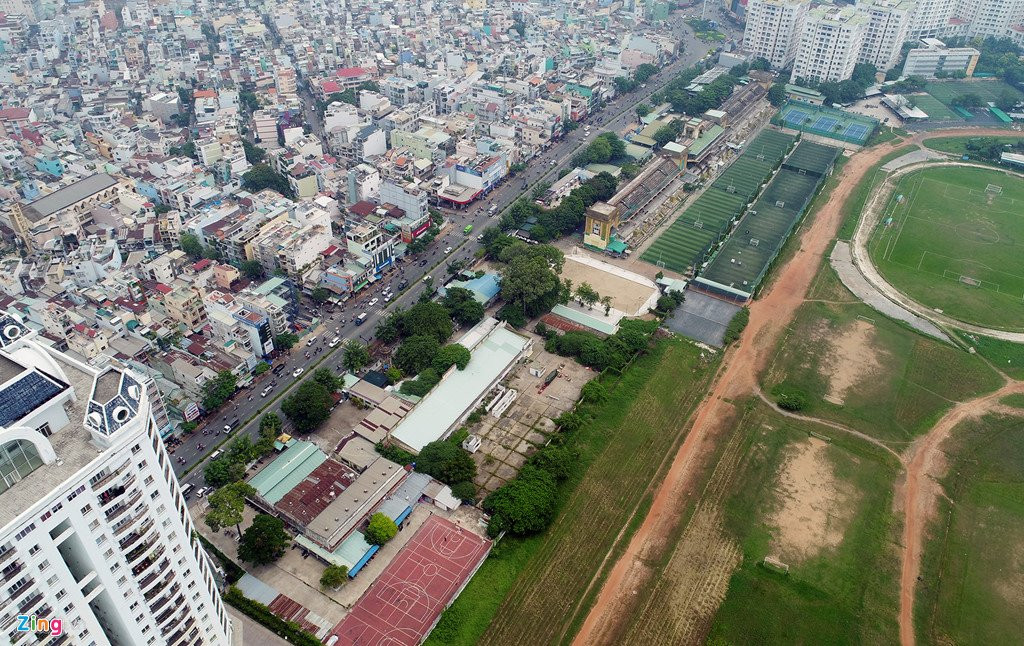 Quan nao o TP.HCM cung co dat cong bo hoang, xe thit cho thue gia beo hinh anh 13