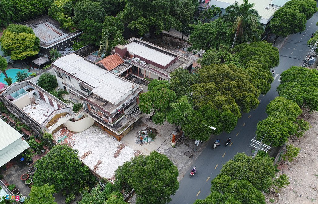 Quan nao o TP.HCM cung co dat cong bo hoang, xe thit cho thue gia beo hinh anh 3