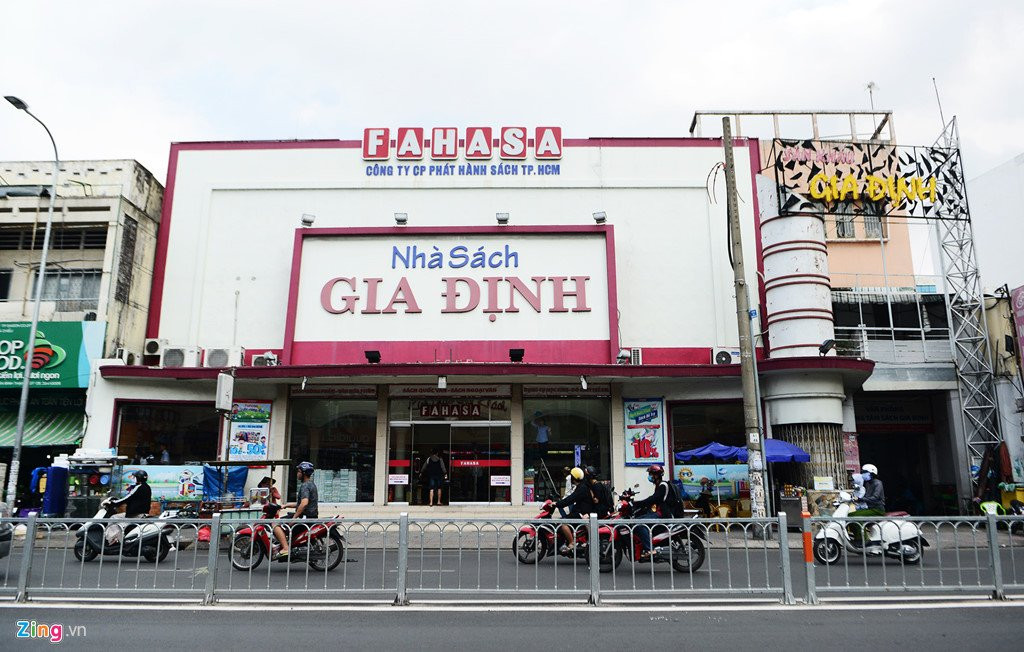 Quan nao o TP.HCM cung co dat cong bo hoang, xe thit cho thue gia beo hinh anh 9