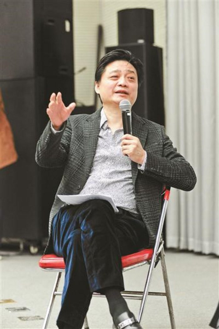 lr3efyfkzhs9300842-0648201 5