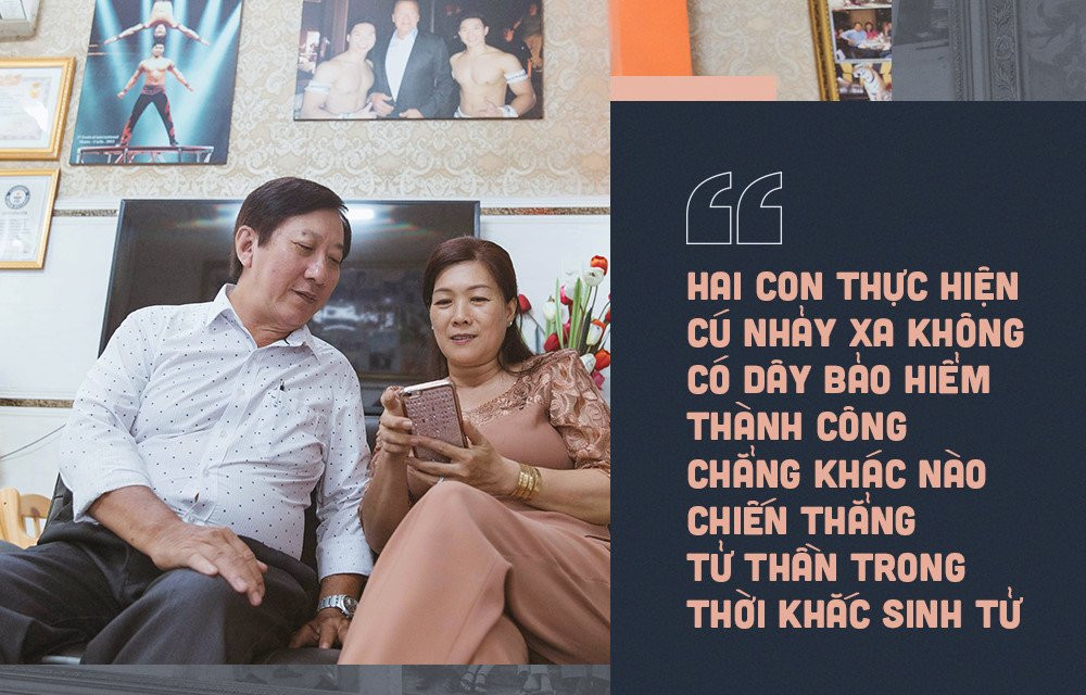 Cha me Quoc Co - Quoc Nghiep: 'Hai con so, ghet toi vi ep tap tu be' hinh anh 5