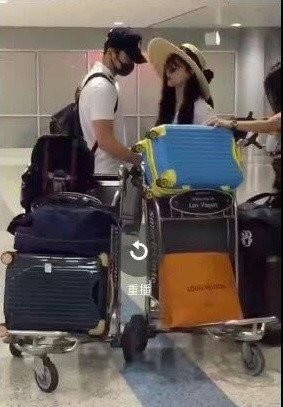 Pham Bang Bang va Ly Than thua bac 12 trieu USD tai My? hinh anh 1