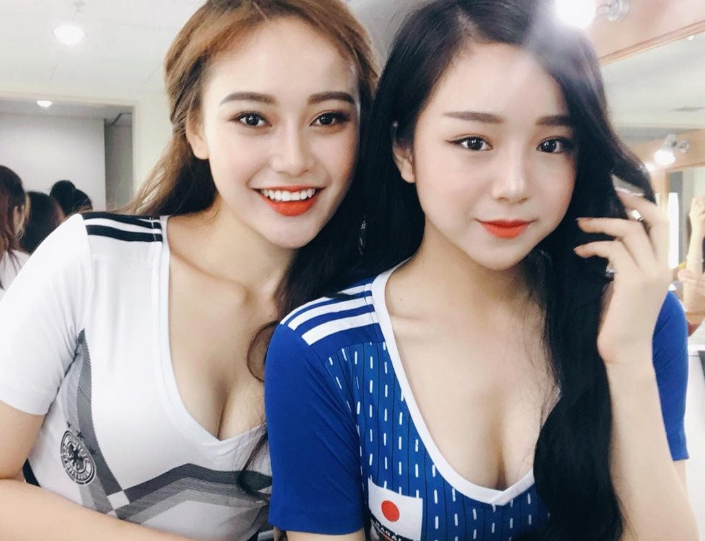 Hot girl binh luan World Cup 2018 gay tranh cai trai chieu hinh anh 4