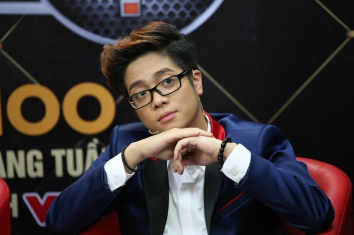 Nhung lan sao Viet bi chi trich vi hon nhien di tre o su kien hinh anh 12