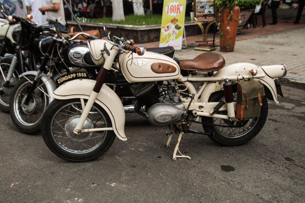 Mot vong tai 'ngay hoi xe co Sai Gon' hinh anh 2