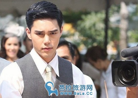 Tai tu noi tieng Thai Lan bi bat ngay tren phim truong hinh anh 3