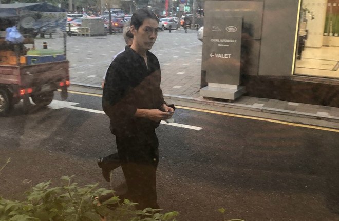 Kim Woo Bin lan dau lo dien sau hon mot nam dieu tri ung thu hinh anh 1