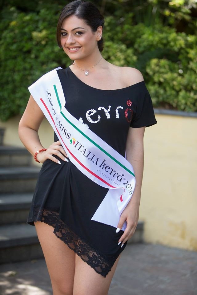 4 thi sinh thua can gay tranh cai tai cuoc thi hoa hau hinh anh 6