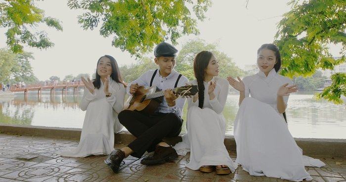 mai dieu ly.00_04_13_18.Still031