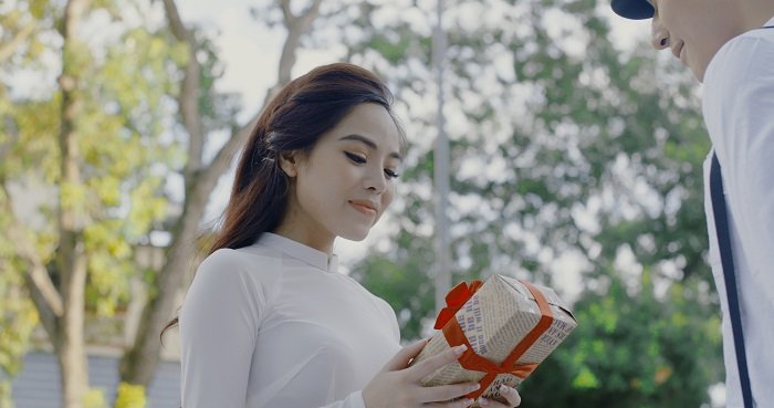 mai dieu ly.00_04_36_12.Still016