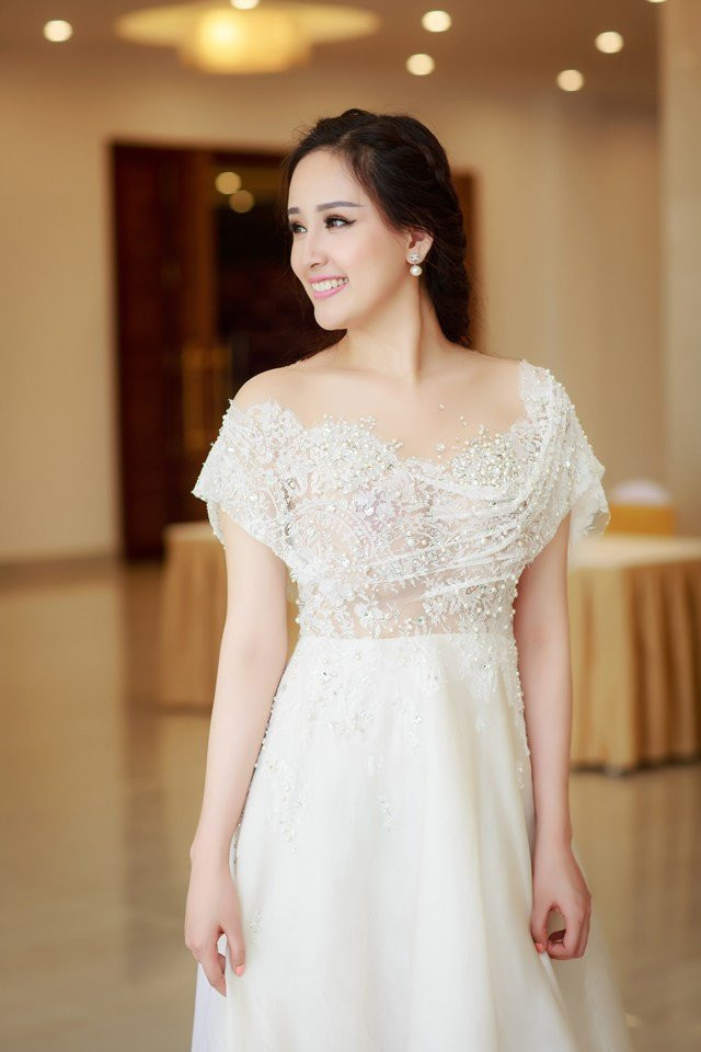 4 nguoi dep dang quang Hoa hau Viet Nam o tuoi 18 hinh anh 11