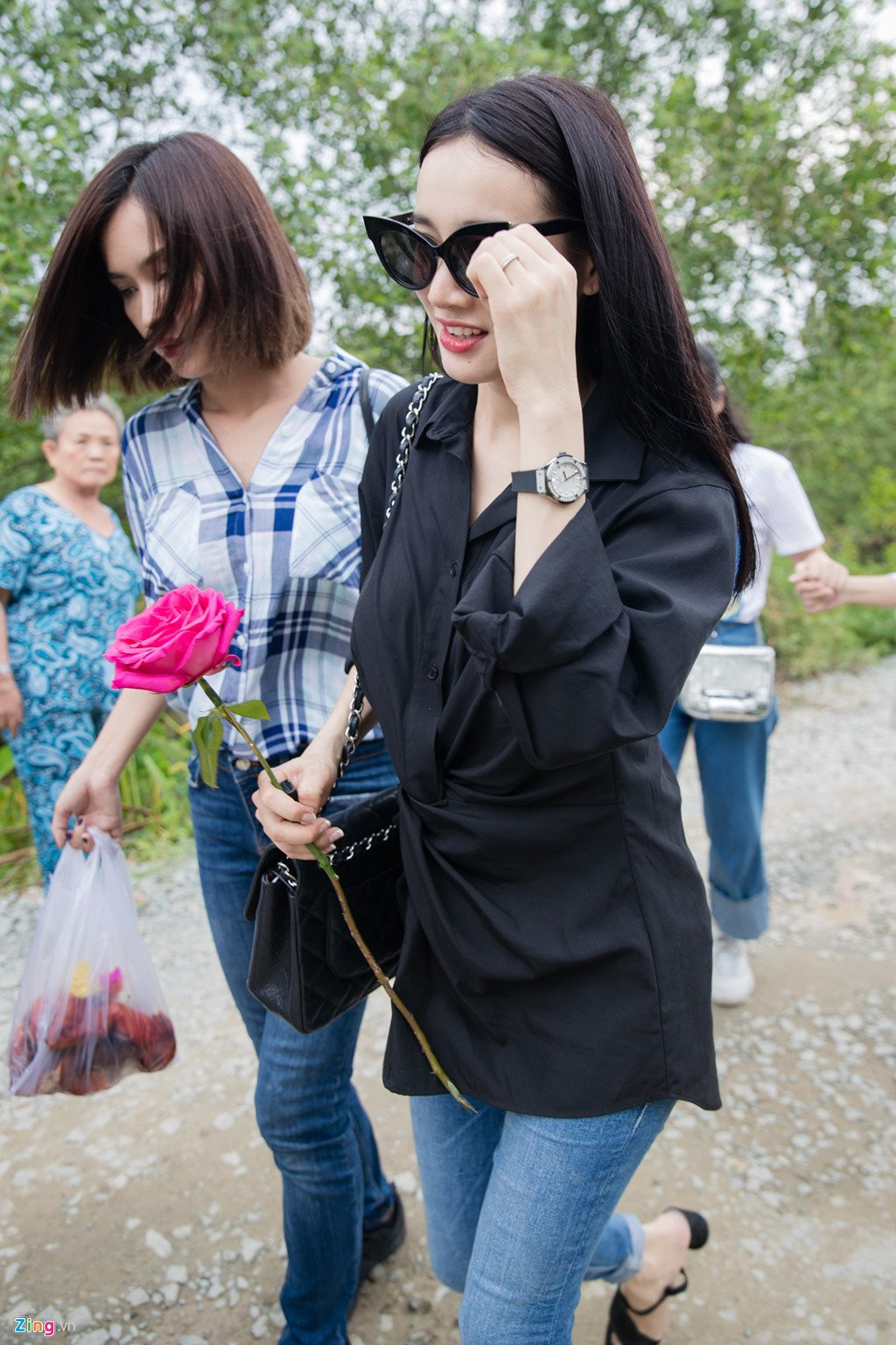 Nha Phuong di gio To san khau o nha tho cua Hoai Linh truoc ngay cuoi hinh anh 4